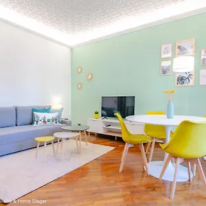 https://azzurras-house-between-san-paolo-e-garbatella.it-romehotels.com